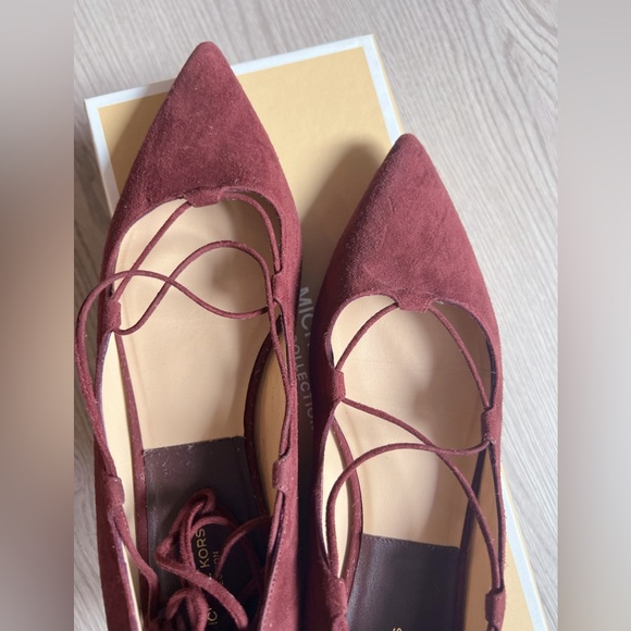 Michael Kors Collection Kallie Runway Lace Up Flat - Picture 4 of 14